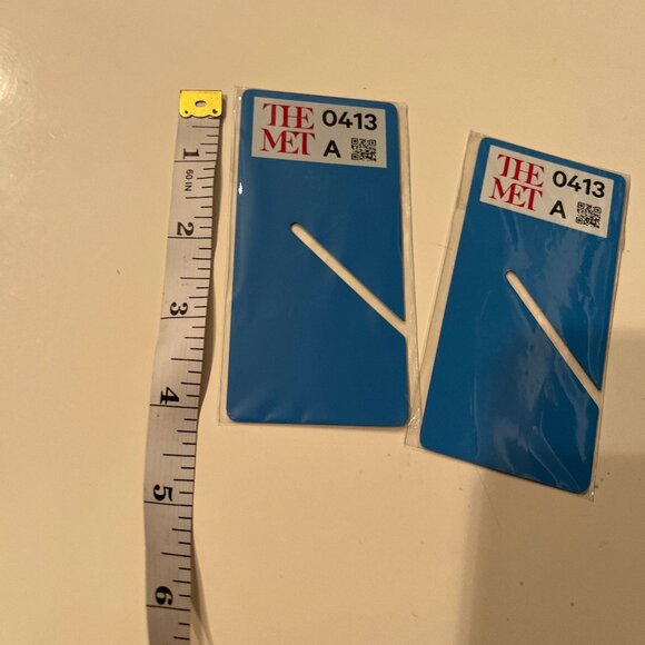 Metropolitan Museum of Art MMA Metal Bookmarks (Set of 2/ NEW)‎ (books/x) - Picture 2 of 9